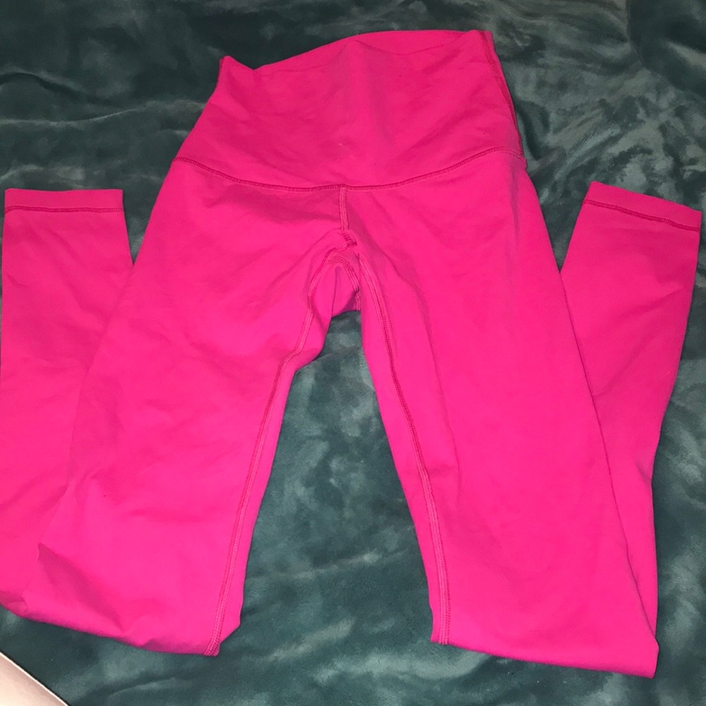 Lululemon pink leggings